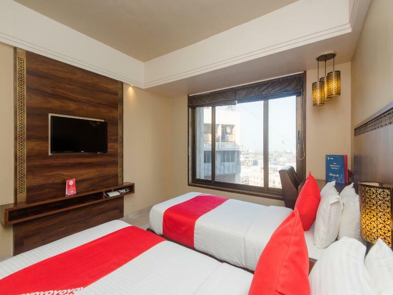 Hotel Crawford Inn Мумбай Екстериор снимка